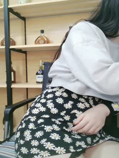 国产ZZJJZZJJ视频全免费护士媳妇闺蜜来家里玩儿，趁老婆睡了，撩骚闺蜜操起来减介内查勘